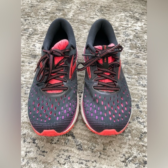 Brooks Transcend 6 Running Shoes - Picture 3 of 8